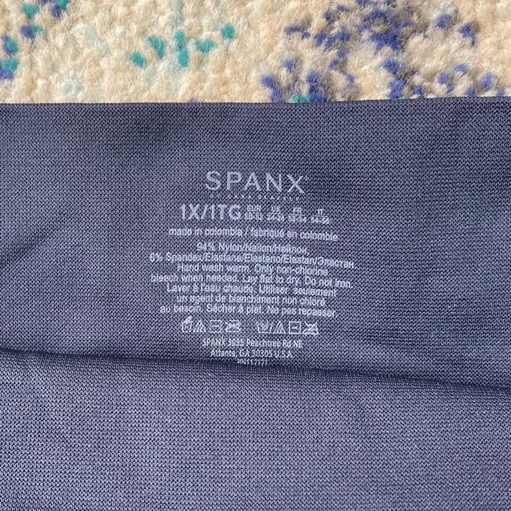 Spanx Leggings Look At Me Now Seamless Side Ankle Zip Midnight Navy Blue Size 1X - Picture 5 of 5